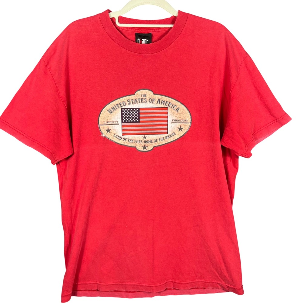 Giant T-Shirt Mens Large Red USA Flag Graphic Distressed Vintage Short Sleeve